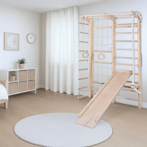Kletterwand aus Holz für dein Kinderzimmer, natur
