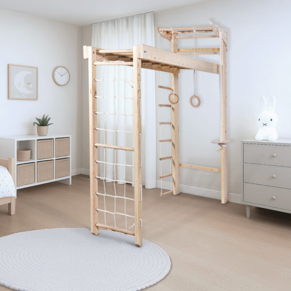 Kletterwand Tani