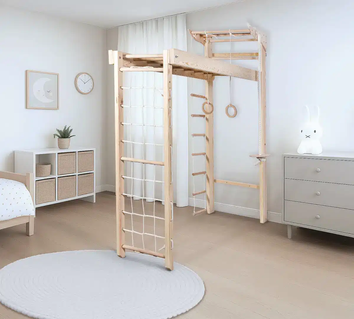 Kletterwand Tani
